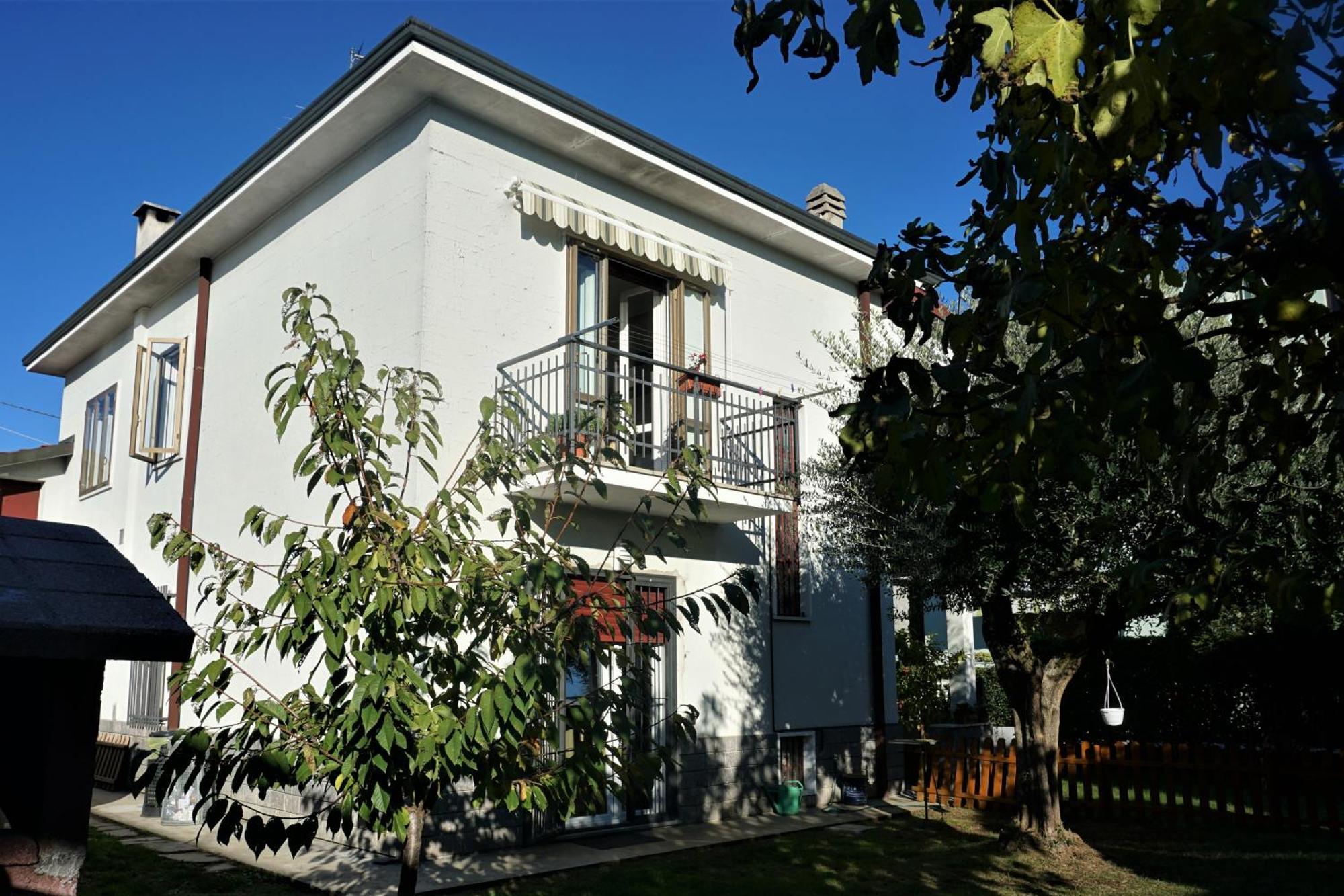 JASMINE Malpensa&more Samarate Exterior foto